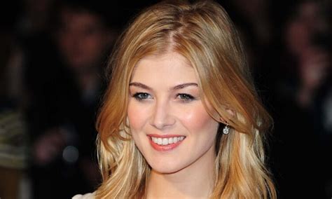 rosamund pike hot|Rosamund Pike shows off her stunning figure in lingerie magazine shoot ...